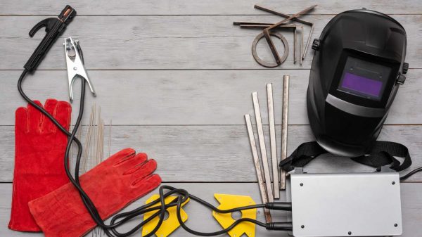 The Essentials of Metal Cutting: A Comprehensive Guide to Equipment and Consumables - Image 2